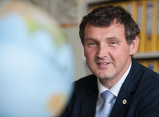 Karl Vanlouwe