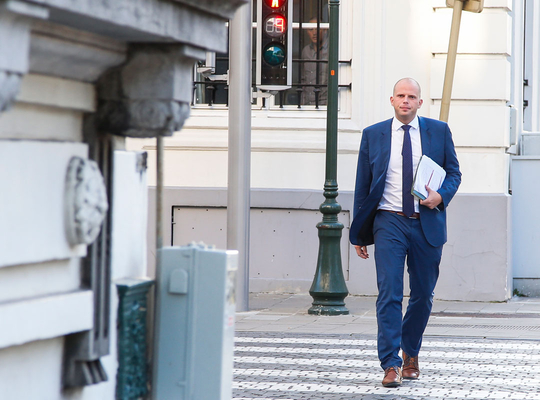 (c) BelgaImage Les autorités pourront contrôler les profils sociaux des demandeurs d’asile