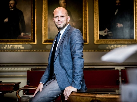 (c) Emy Elleboog Theo Francken